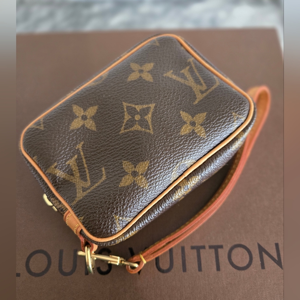 Louis Vuitton Wapity
